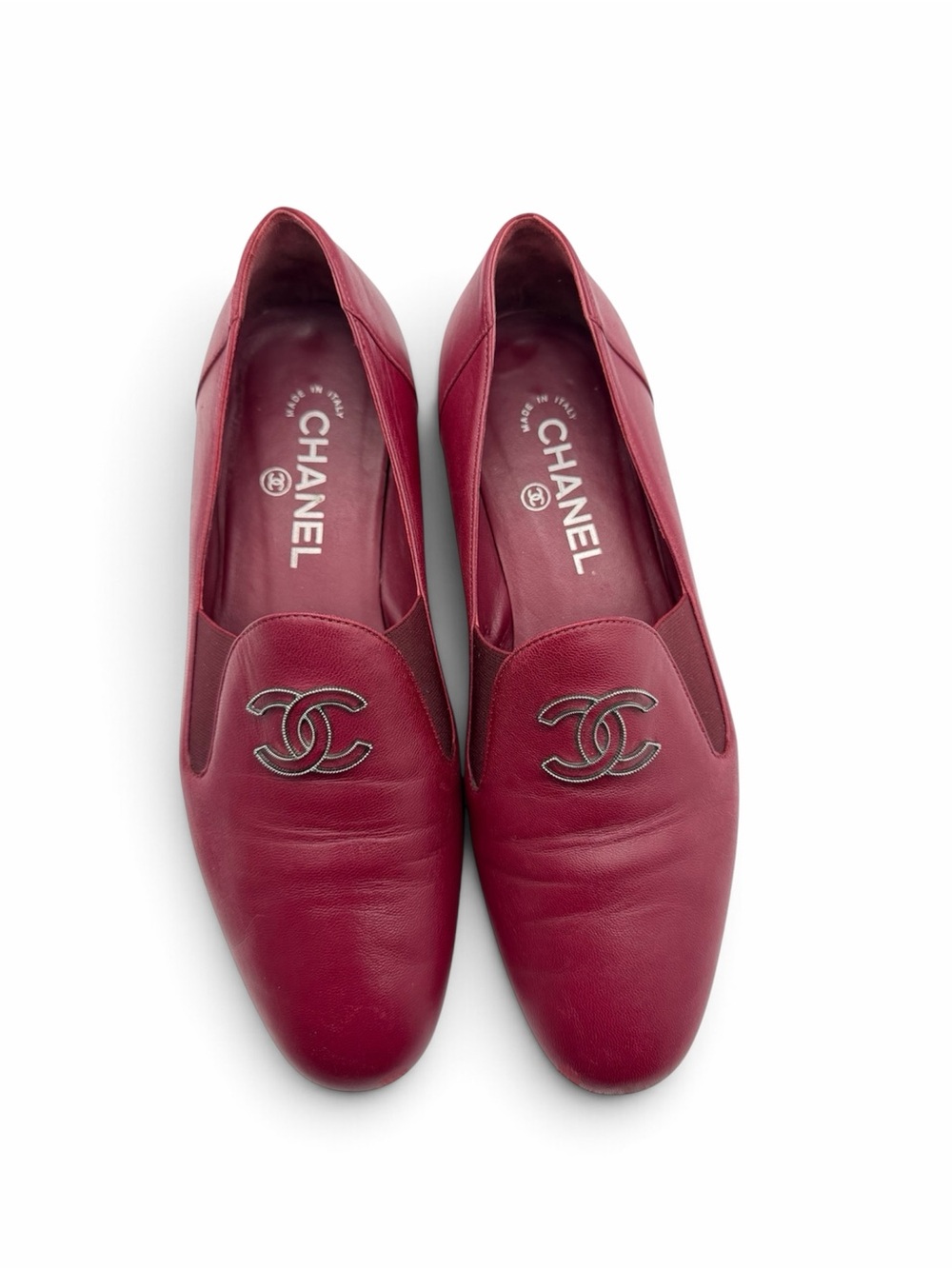 CHANEL Burgundy CC Leather Loafers